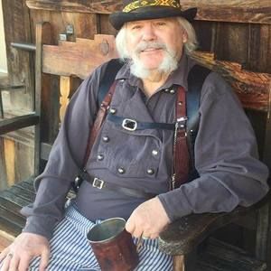 Meet your Posher, Wayne